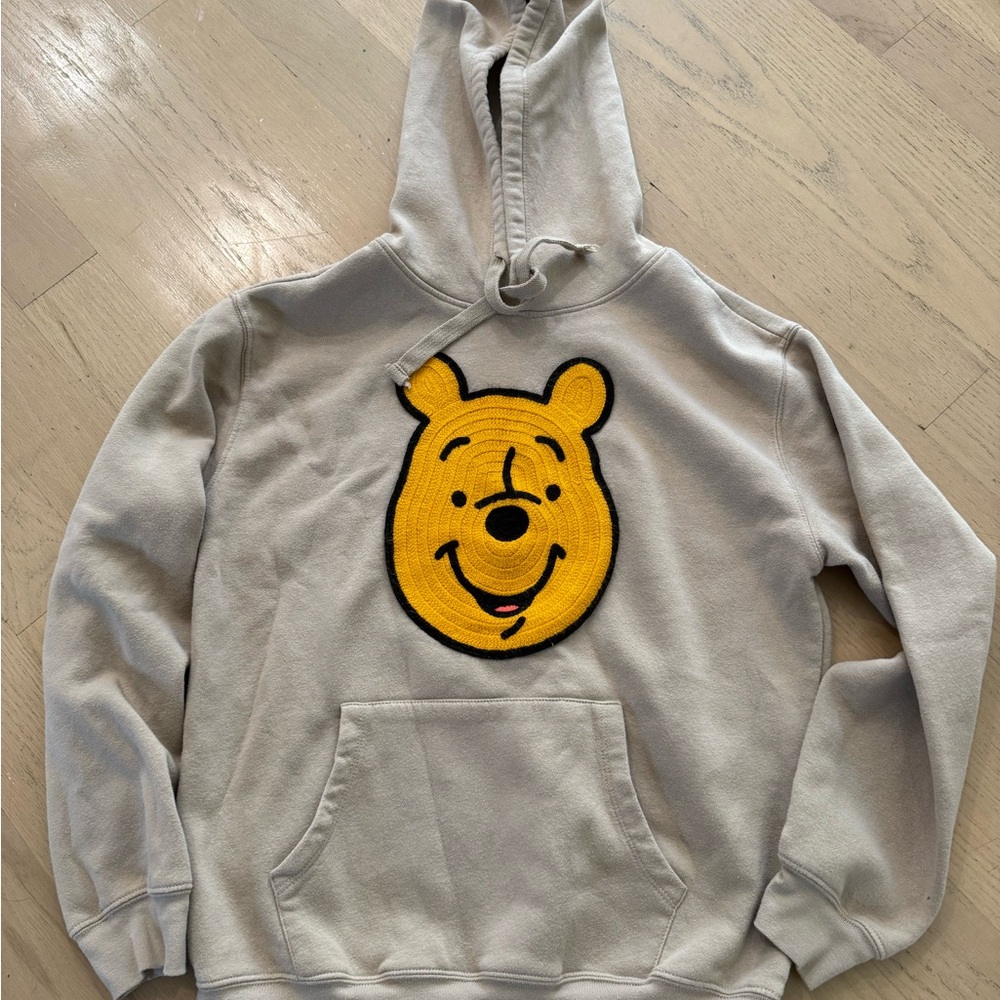 Disney Winnie the Pooh Sand Hoodie size M